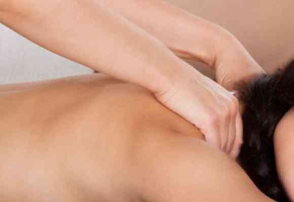 Massage intuitif – Atelier pratique de massage au sol avec Florin Inflor Branco